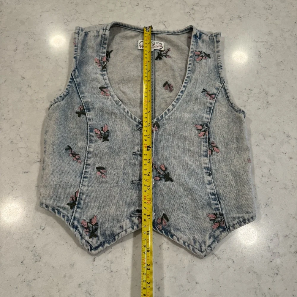 Stoosh Vintage Denim by 26 International Embroidered Floral Vest Pink Flowers - Picture 8 of 10